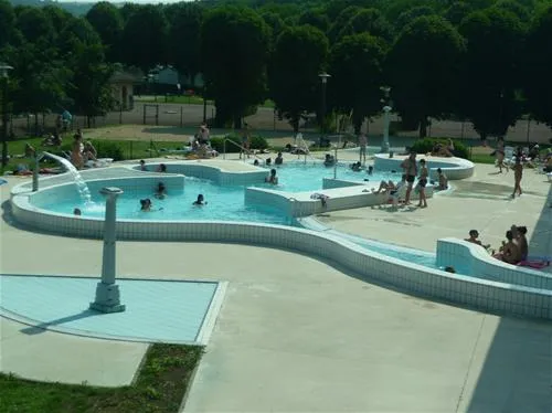 camping-municipal-montbard-mj30f
