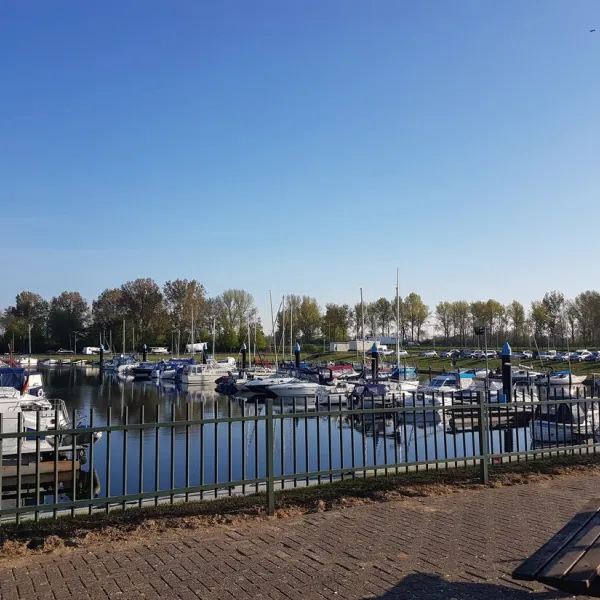 campingjachthaven-hatenboer-roermond-polz2