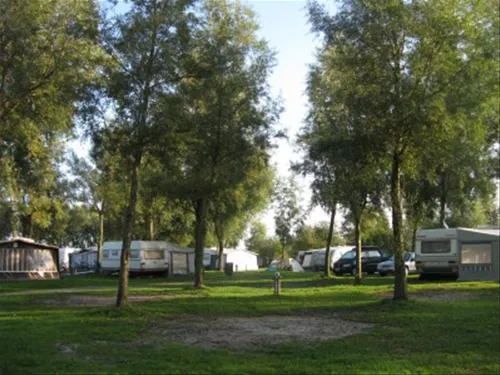 camping-de-holle-poarte-makkum-fr-ghqq0