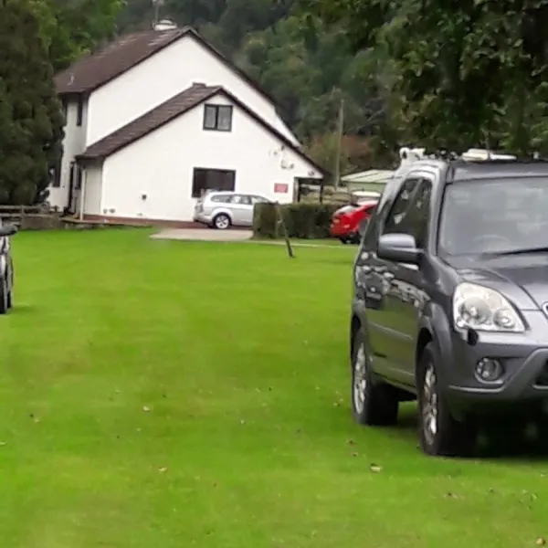 pont-kemys-caravan-and-camping-park-abergavenny-0wqit
