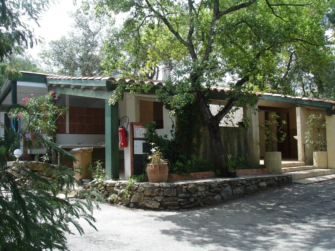 camping-las-planes-laroque-des-albres-vomel