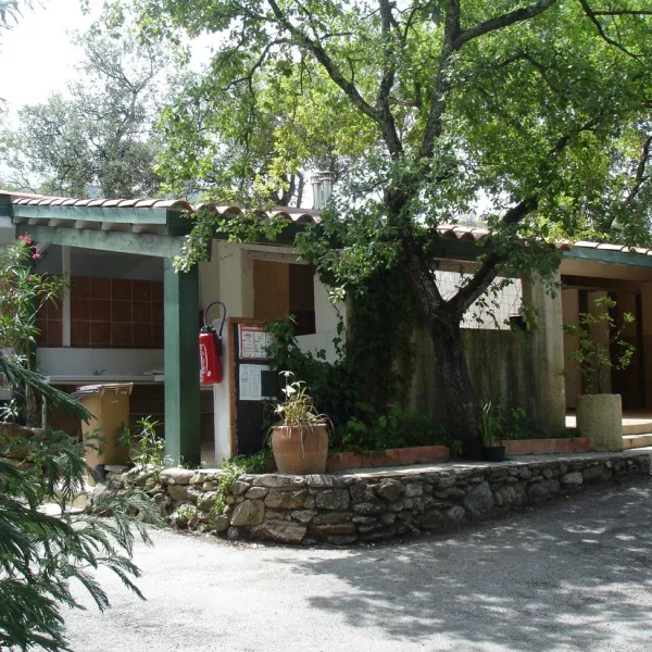 camping-las-planes-laroque-des-albres-vomel