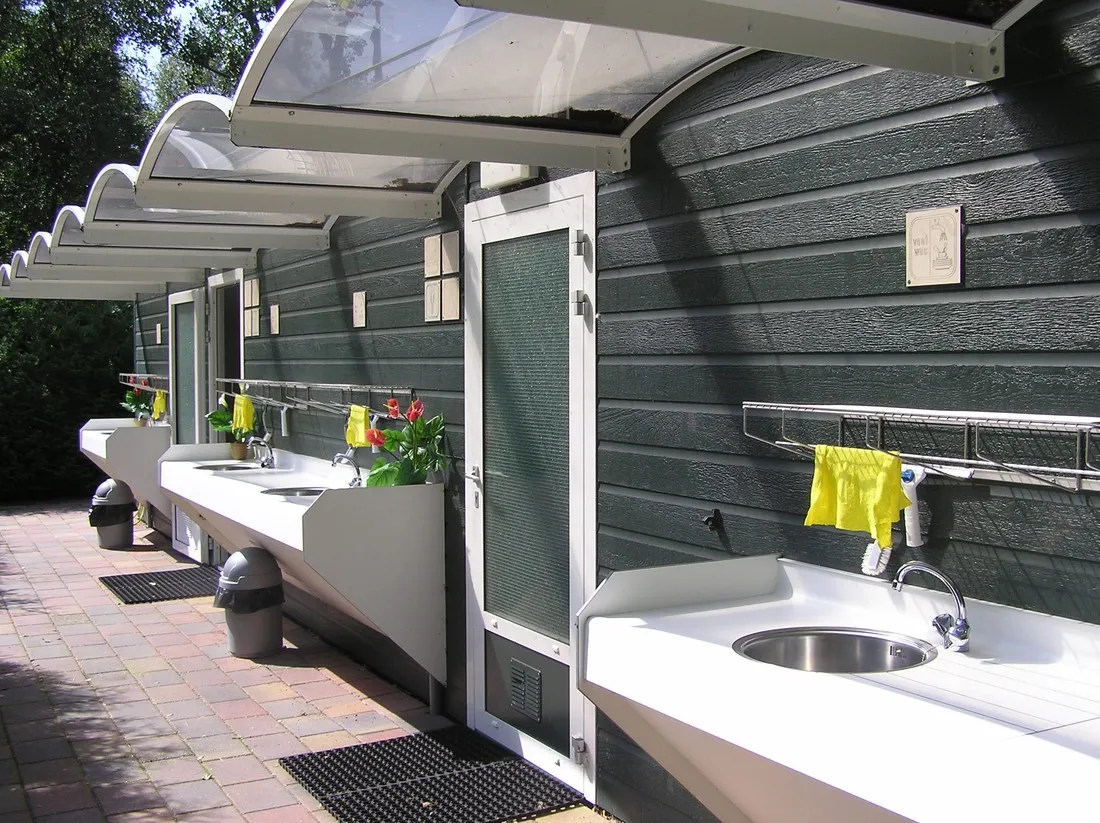 naturistencamping-panta-rhei-erica-jnwac