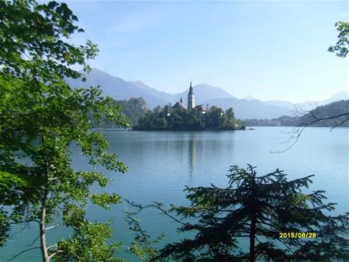 camping-bled-bled-1drlj