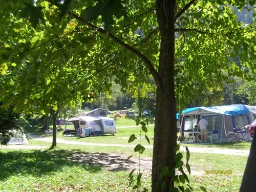 camping-bled-bled-5zmj4