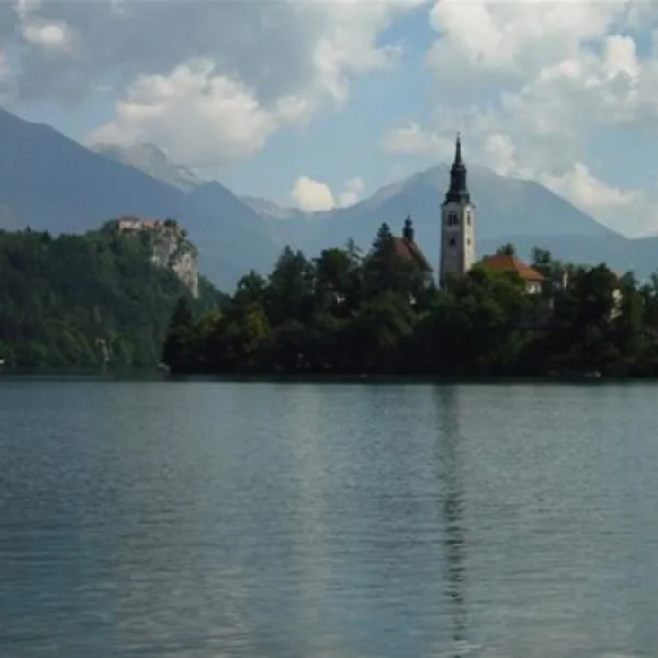 camping-bled-bled-9m2i7