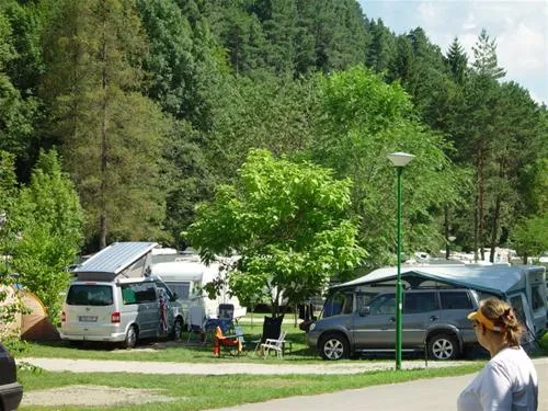 camping-bled-bled-iwb6g