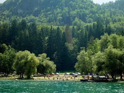 camping-bled-bled-pyqhi