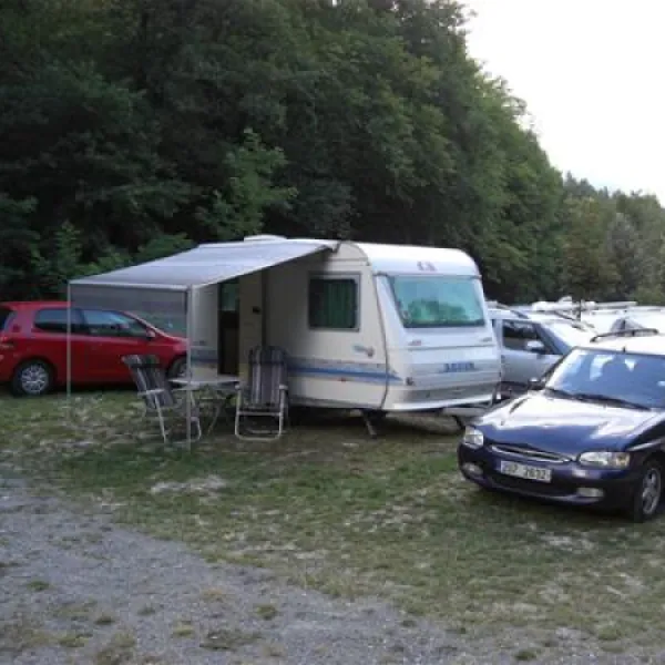 camping-bled-bled-qgu0s