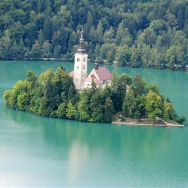 camping-bled-bled-rqcst