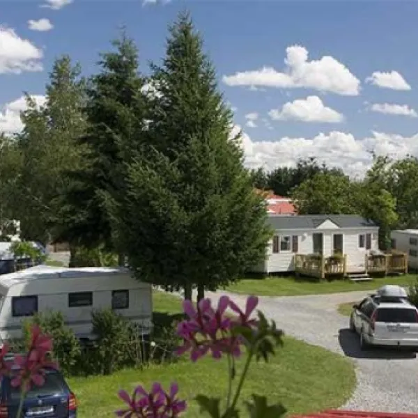 camping-oase-praha-dolni-brezany-cwiqn