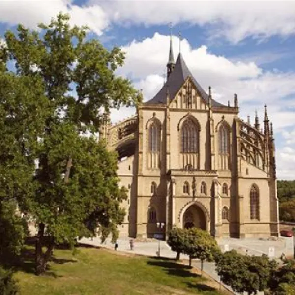 camping-oase-praha-dolni-brezany-kmy9g