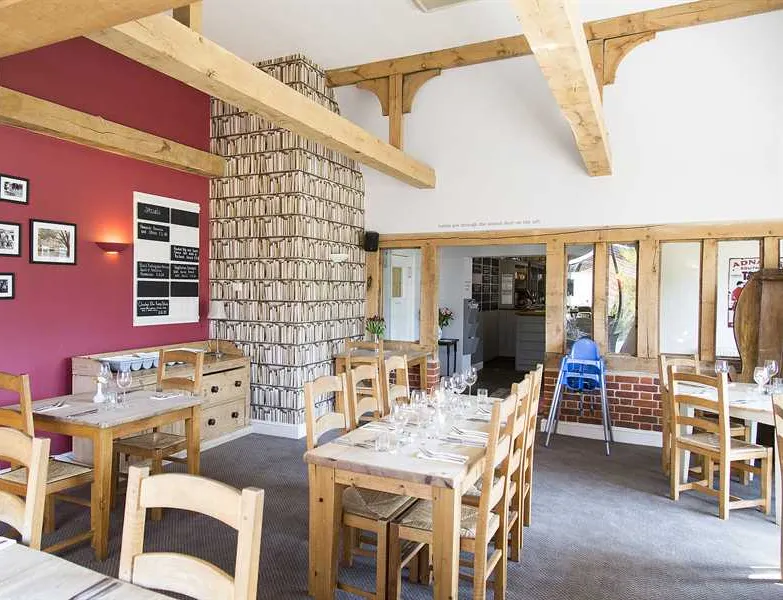 the-plough-inn-wangford-beccles-7pubp