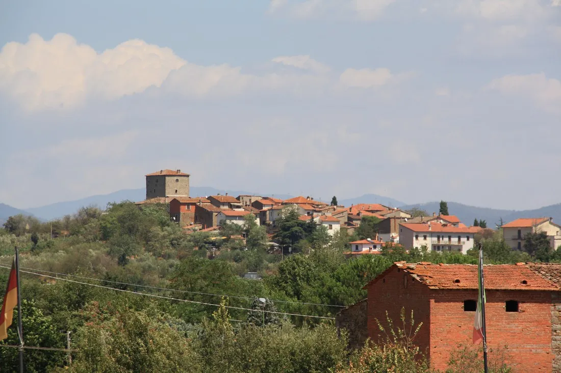 camping-villaggio-le-ginestre-arezzo-qc1lv