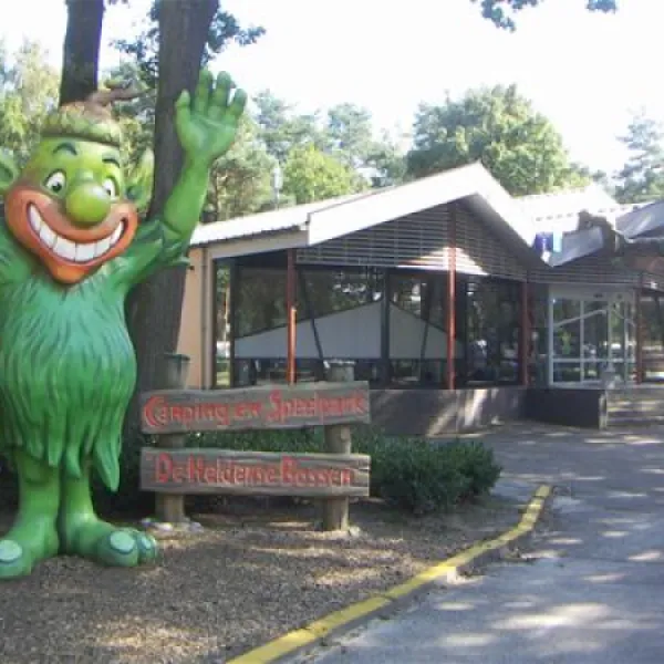 camping-en-speelpark-de-heldense-bossen-helden-qvnue