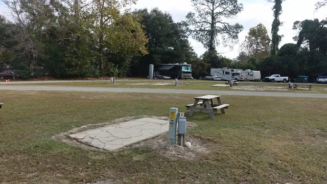 lakeside-travel-park-tallahassee-doc9k