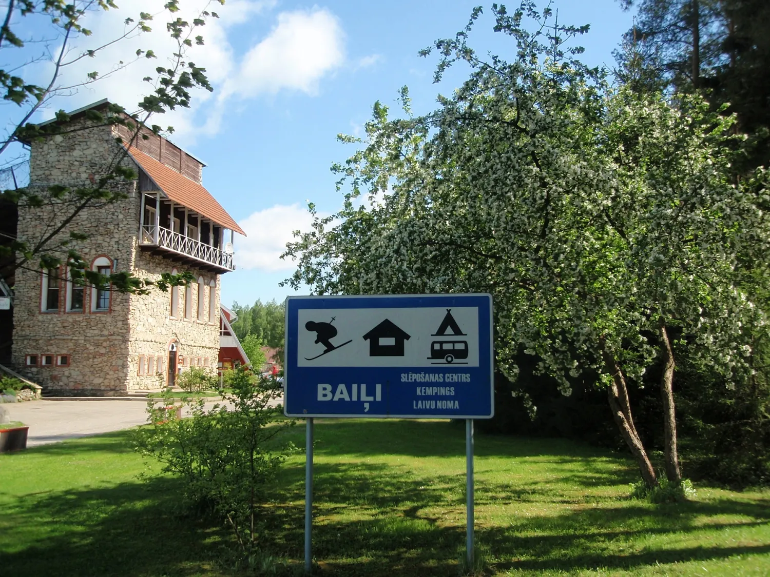 camping-baili-valmiera-z6g3y