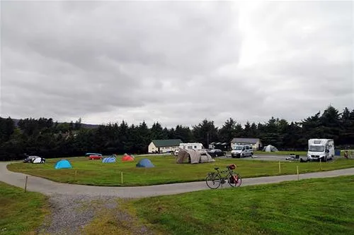 torvaig-car-camp-site-portree-wah4c