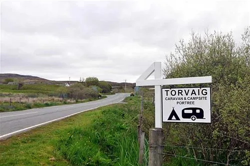 torvaig-car-camp-site-portree-yvpoh