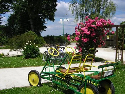 camping-le-bois-guillaume-villeneuve-les-genets-duzps