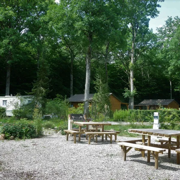 camping-le-bois-guillaume-villeneuve-les-genets-i319z