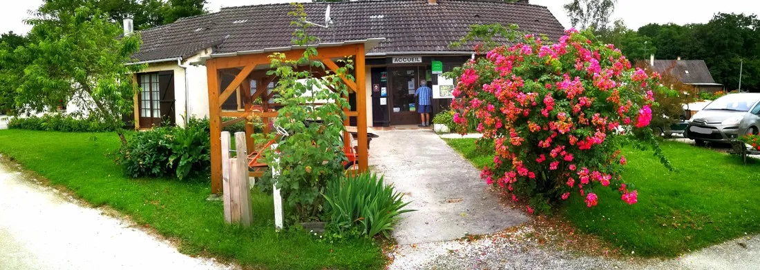 camping-le-bois-guillaume-villeneuve-les-genets-ihxok