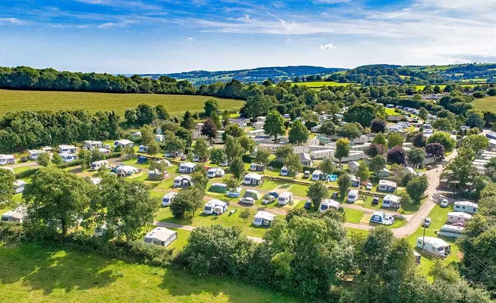 andrewshayes-caravan-park-axminster-f4quj