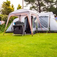 andrewshayes-caravan-park-axminster-lauav