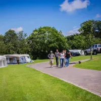 andrewshayes-caravan-park-axminster-qbx1x