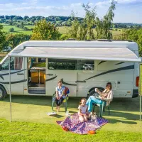 andrewshayes-caravan-park-axminster-truju
