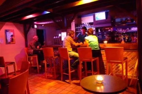 camping-les-brunelles-longeville-sur-mer-7vtk3