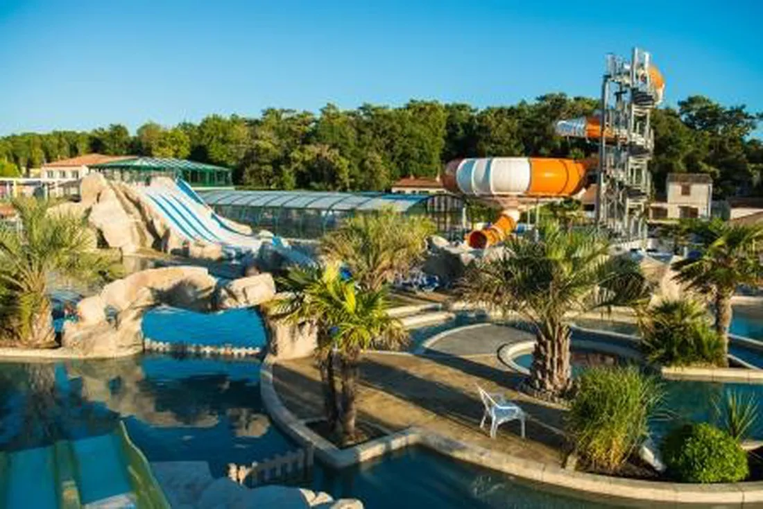 camping-les-brunelles-longeville-sur-mer-ialfx