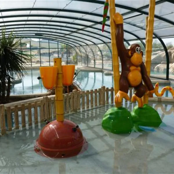 camping-les-brunelles-longeville-sur-mer-mks4r