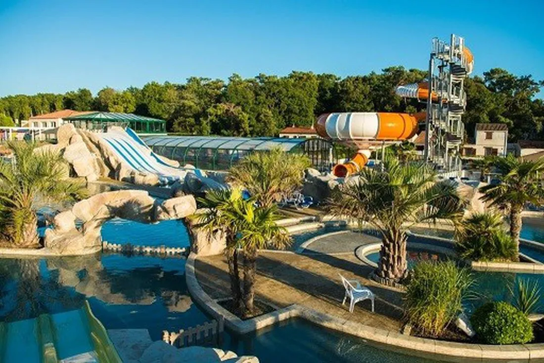 camping-les-brunelles-longeville-sur-mer-wqp4m