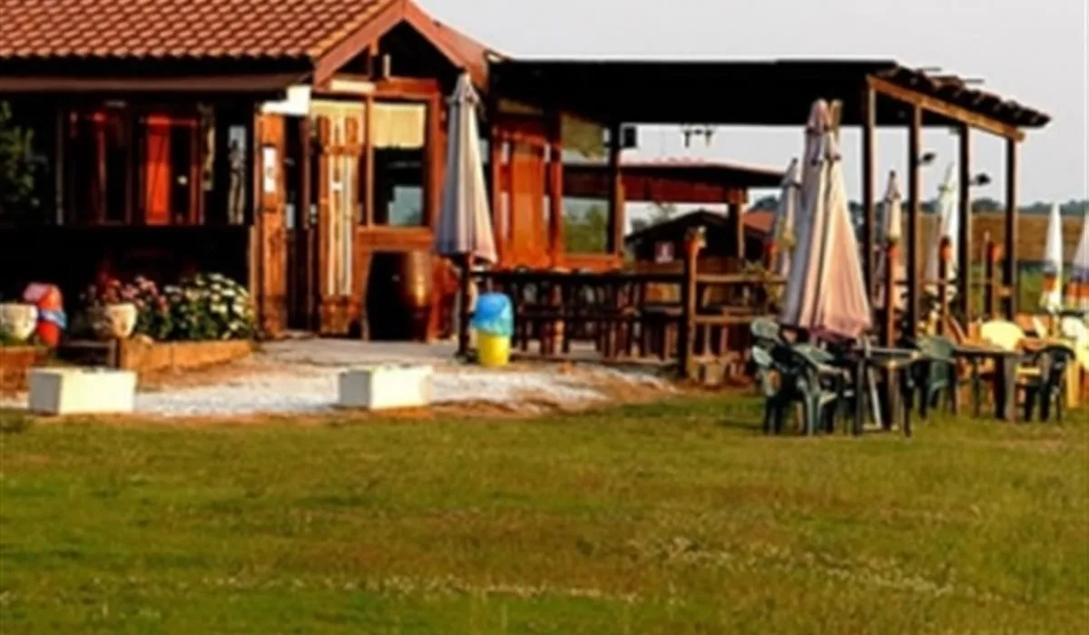 farm-camping-lago-le-tamerici-coltano-2efsj