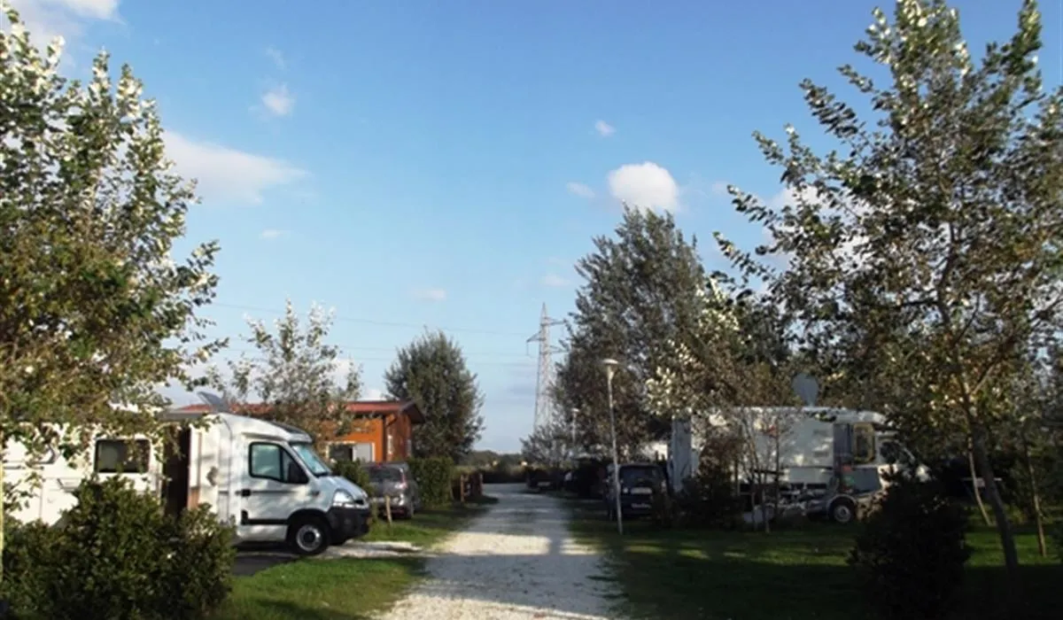 farm-camping-lago-le-tamerici-coltano-epabf