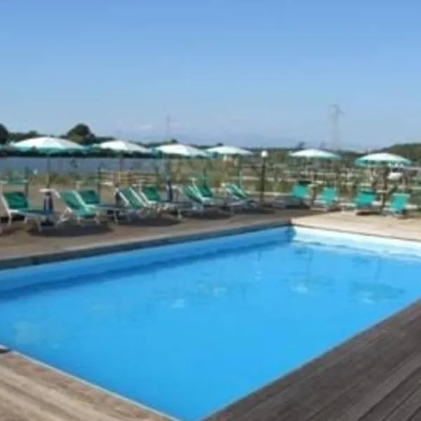 farm-camping-lago-le-tamerici-coltano-ojxyc