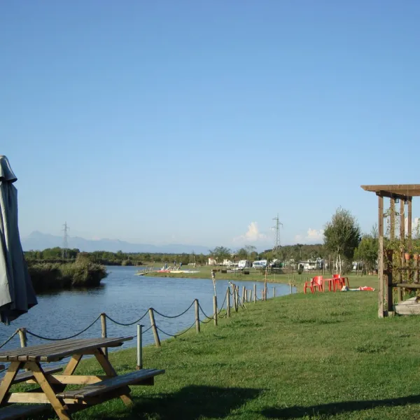 farm-camping-lago-le-tamerici-coltano-xs5il