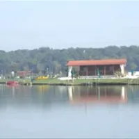 farm-camping-lago-le-tamerici-coltano-zfxlp