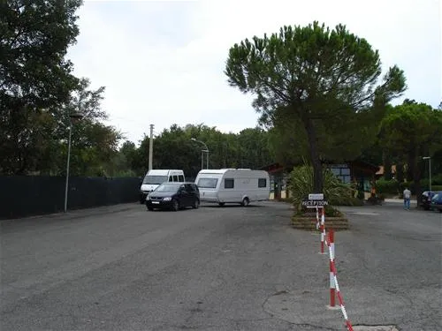 camping-i-pini-fiano-romano-1ktz6