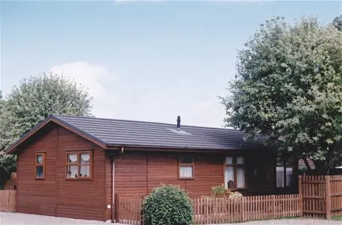 long-hazel-park-yeovil-1nqmd