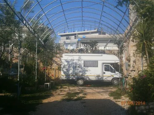 albania-ksamil-caravan-camping-ksamil-37yq5