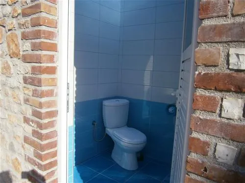 albania-ksamil-caravan-camping-ksamil-3lgit
