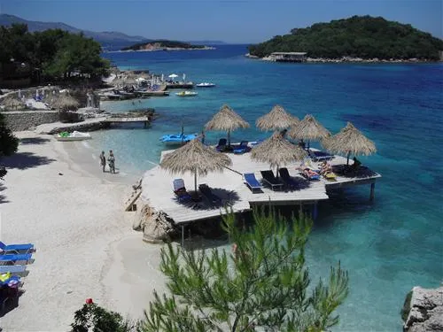 albania-ksamil-caravan-camping-ksamil-6kwlc