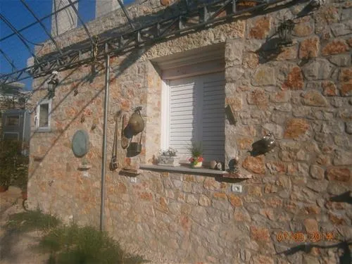 albania-ksamil-caravan-camping-ksamil-mhnfd