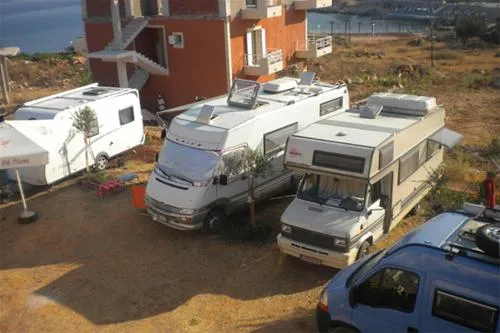 albania-ksamil-caravan-camping-ksamil-z7gm7
