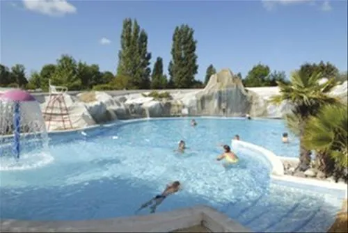 camping-les-charmettes-les-mathes-xbend
