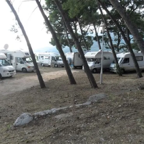 camping-uvala-borova-podaca-bmf5h