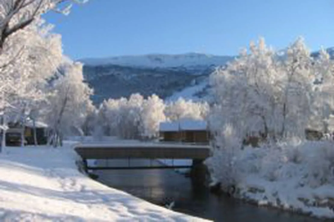 pluscamp-jolstraholmencamping-og-hytter-vassenden-oegiw
