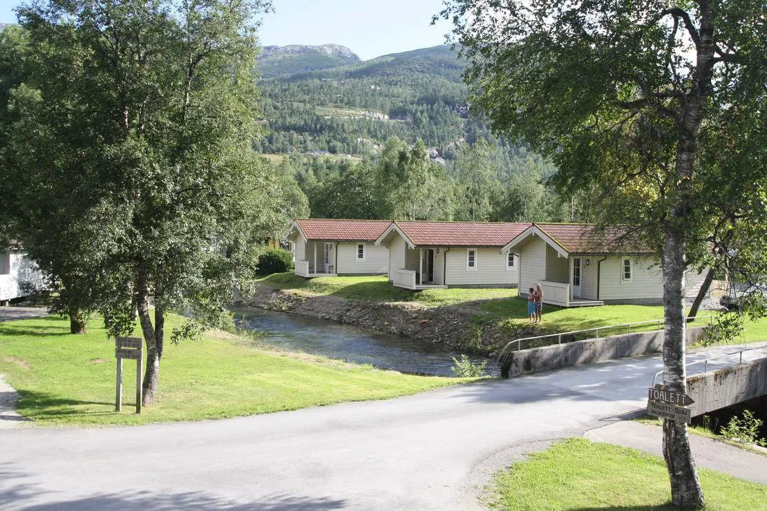 pluscamp-jolstraholmencamping-og-hytter-vassenden-u1h9o